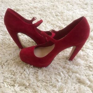 Dolce Vita || Red Suede Heels - new never worn!
